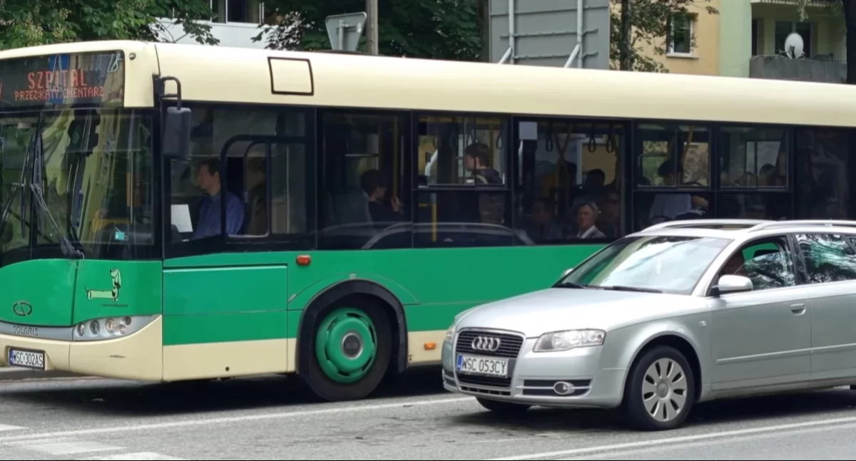 Przez dwie godziny autobusy pojadą zmienionymi trasami