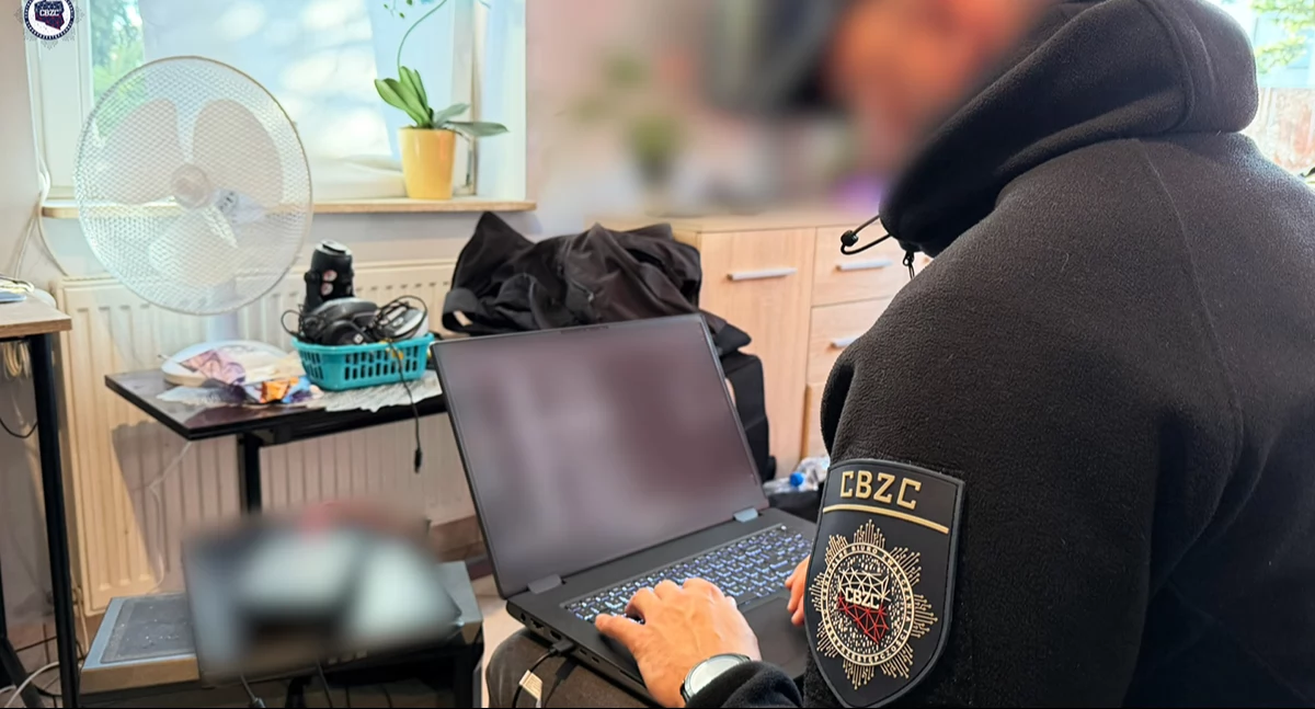 Groził wysadzeniem redakcji portalu e-Sochaczew.pl — został zatrzymany przez CBZC