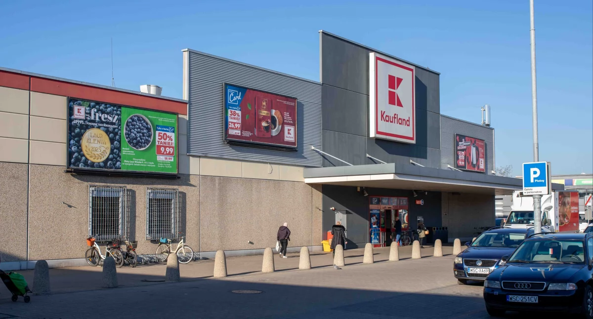 Brak porozumienia w sprawie podwyżek — strajk w sklepach Kaufland