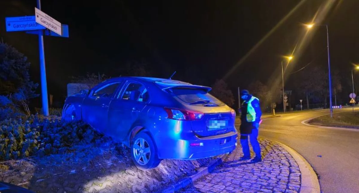 Kuriozalna prośba pijanego Ukraińca, który wylądował na rondzie w Sochaczewie 