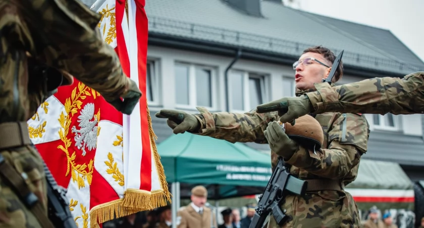 Przysięga zwieńczyła wysiłek... Kolejni ochotnicy w szeregach 6MBOT 