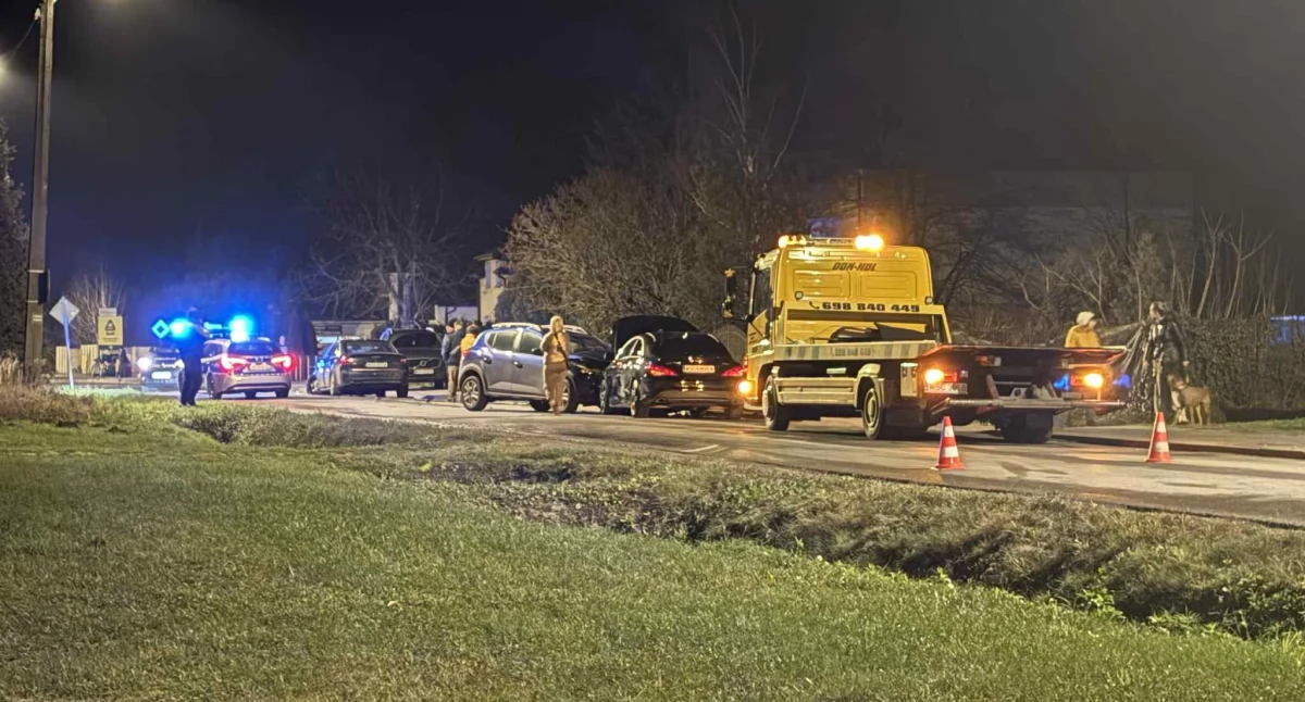 Wypadek na Gawłowskiej - karambol trzech aut