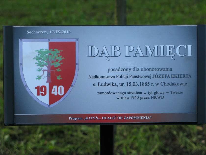 Dęby Pamięci - Sochaczew 17.09.2010 - relacja