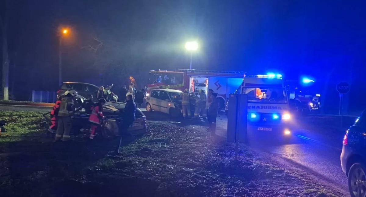 Wypadek w Łazach - zderzenie 3 samochodów