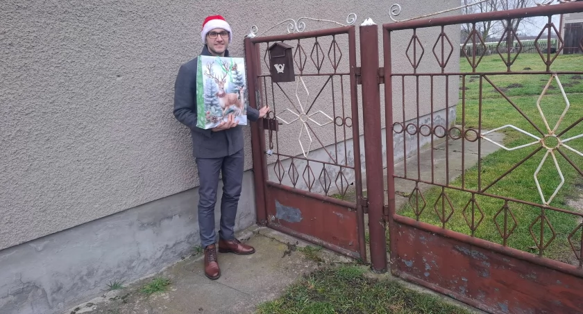 Finał akcji  „Podziel się na święta,  świąteczne paczki trafiły do najbardziej potrzebujących mieszkańców