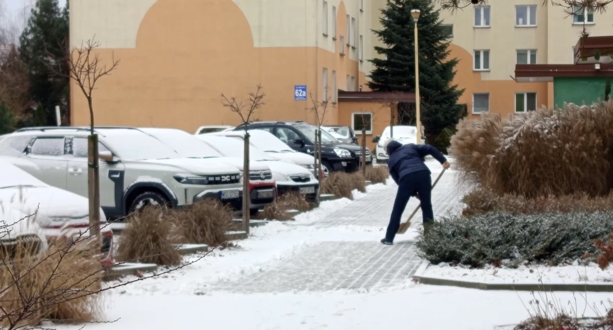 Kto w Sochaczewie odpowiada za odśnieżanie ulic i chodników?