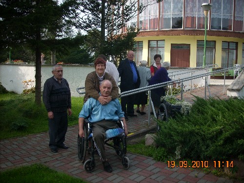 Mieszkańcy Domu Pomocy Społecznej nad morzem w Darłówku