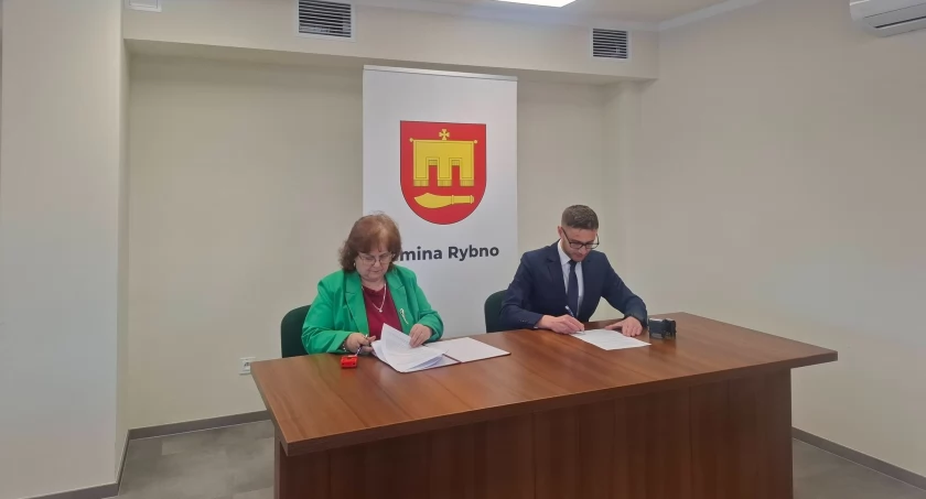 Umowa  na świadczenie usług w zakresie opieki nad bezdomnymi zwierzętami z terenu gminy Rybno