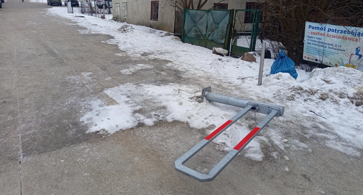 Wandale znowu zaatakowali - tym razem na ulicy Podzamcze