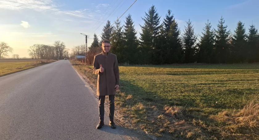 Nowe, energooszczędne oświetlenie w gminie Rybno. Kolejne miejscowości jaśniejsze po zmroku