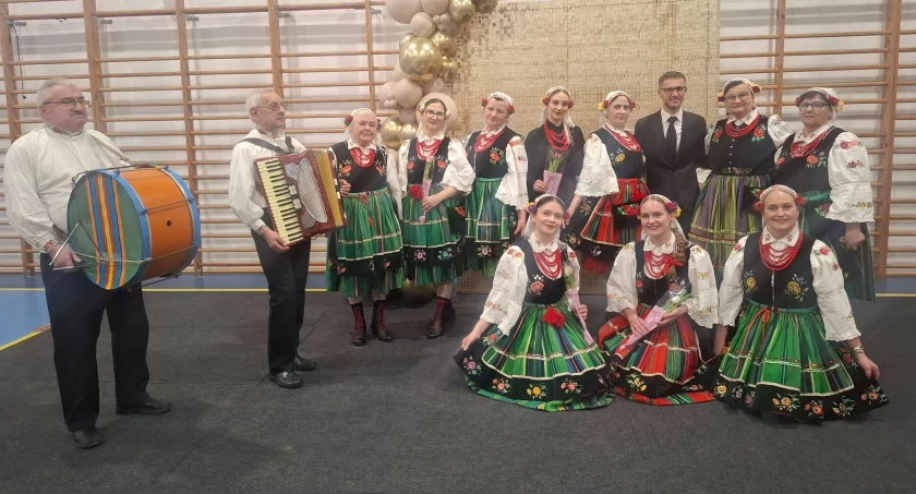 Gminny Dzień Kobiet w Rybnie. Koncerty, prelekcje i moc dobrej energii