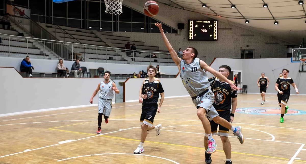 SLK: koniec rundy zasadniczej. Znamy pary play-off Sochaczewskiej Ligi Koszykówki