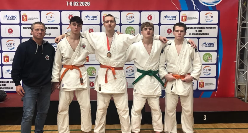 Wolodymir Hren, wywalczył brązowy medal  podczas Warszawskiej Olimpiady Młodzieży.  