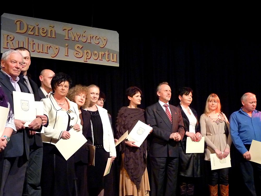 Nagrody dla twórców kultury i sportowców