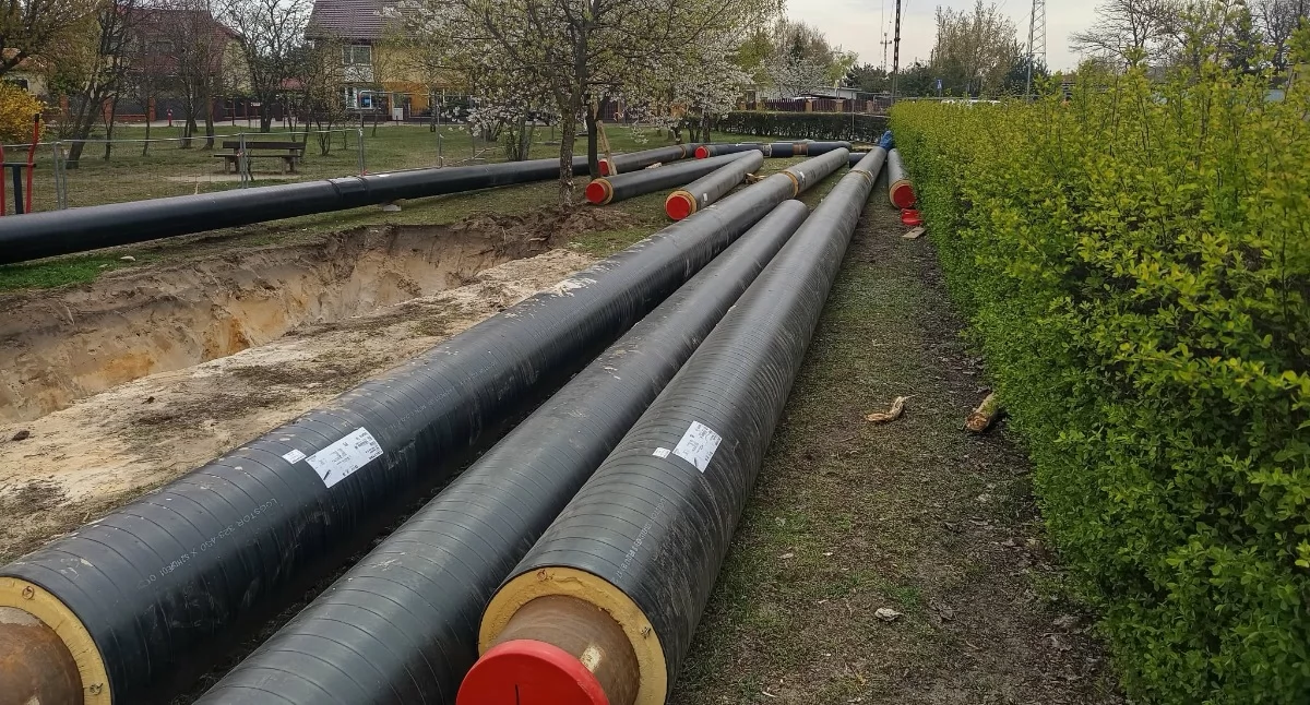 Ciągną rurociąg do odwiertów geotermalnych - ulica Kochanowskiego zostanie zamknięta 