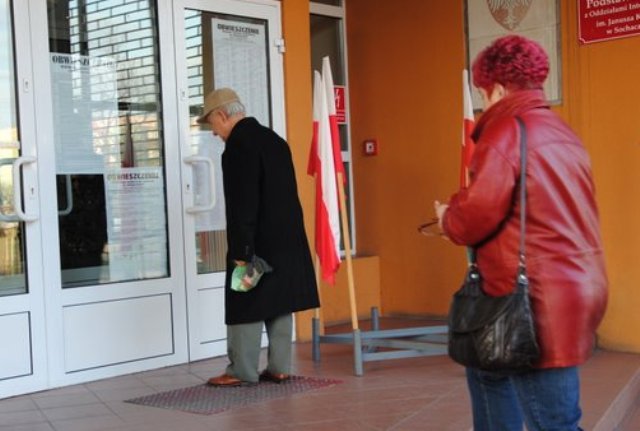 Głosowanie na radnych miasta – wyniki (lista nowych radnych)