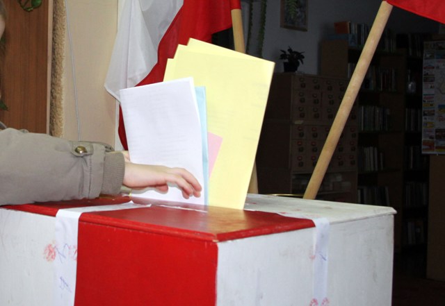 Czubacki i Osiecki w II turze – komentarze