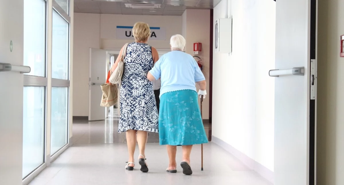 5 sposobów na aktywizację podopiecznego z demencją: Poradnik dla opiekunów