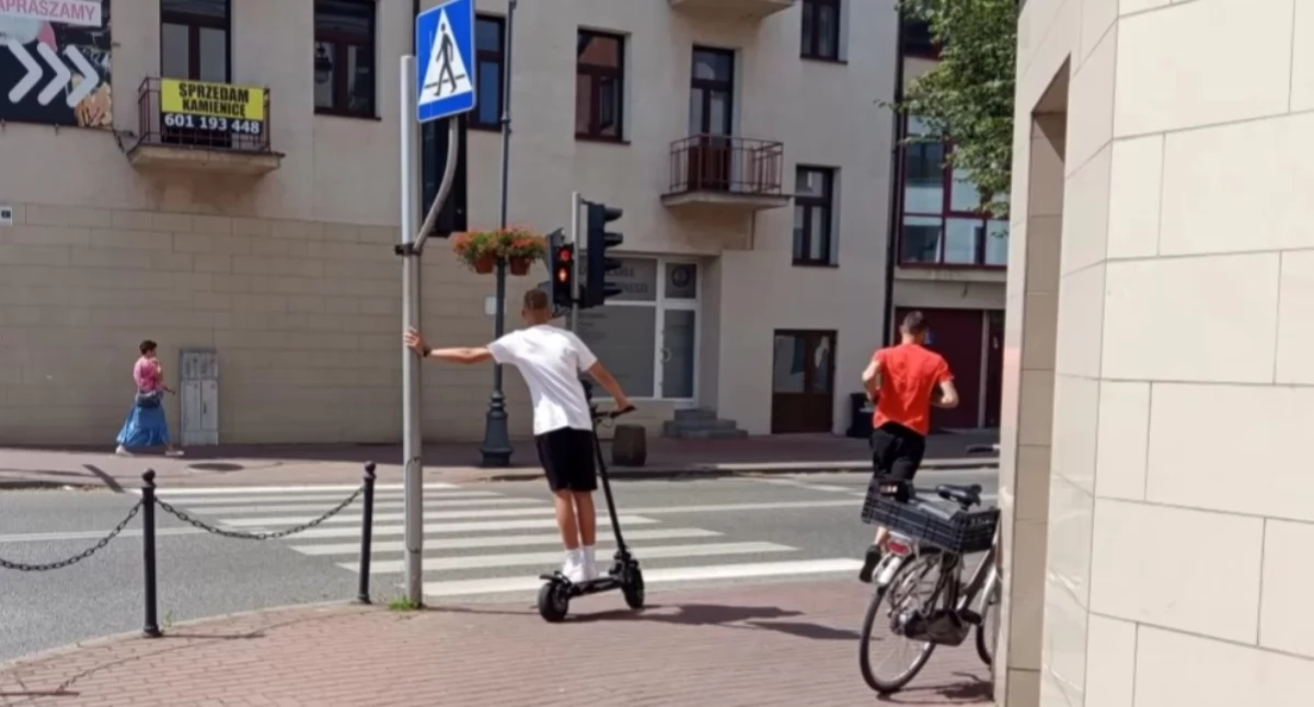  Zmiana w przepisach o ruchu drogowym - obowiązkowa jazda w kasku