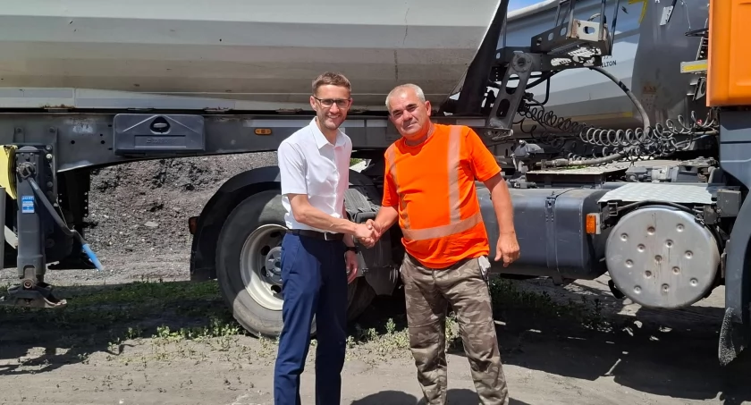 Gmina Rybno inwestuje w drogi. Pozyskano 900 ton destruktu i realizowane są kolejne zadania drogowe 