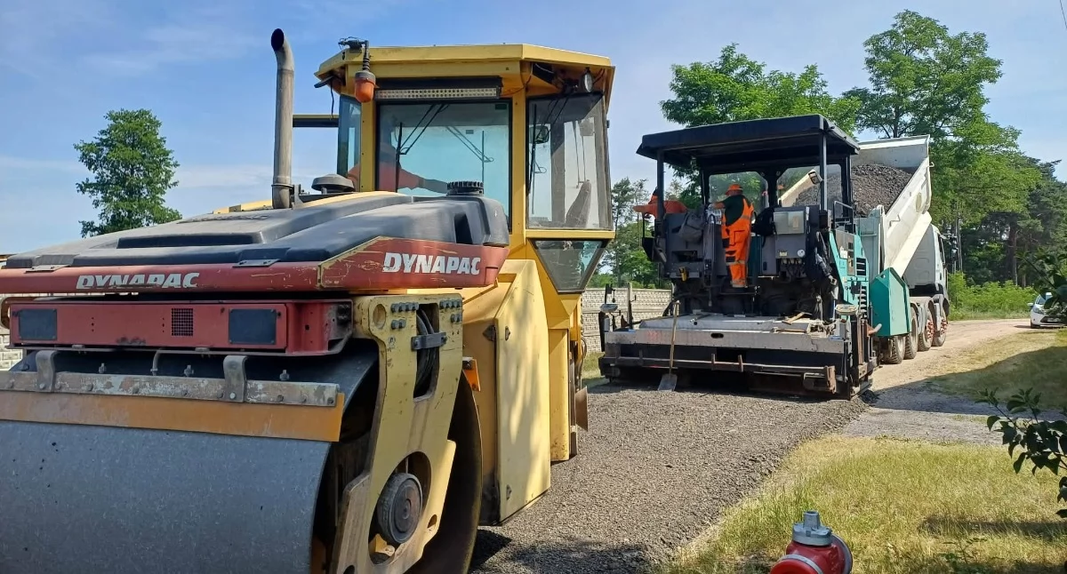 Ponad 1000 ton destruktu asfaltowego dla Gminy Młodzieszyn