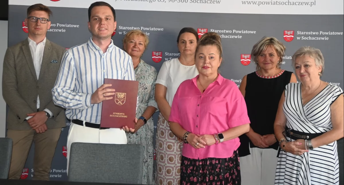 Schron pod boiskiem - powiat podpisał kolejną umowę