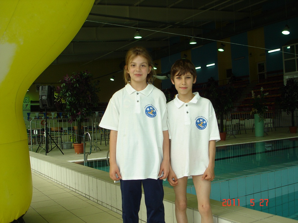 Drużynowy wielobój pływacki 10 i 11 latków – Ciechanów 27-28.05.2011r.