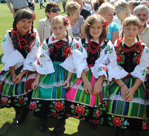 Dożynki skąpane w słońcu i miodzie