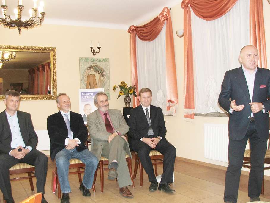 Debata przedwyborcza w Łaziskach