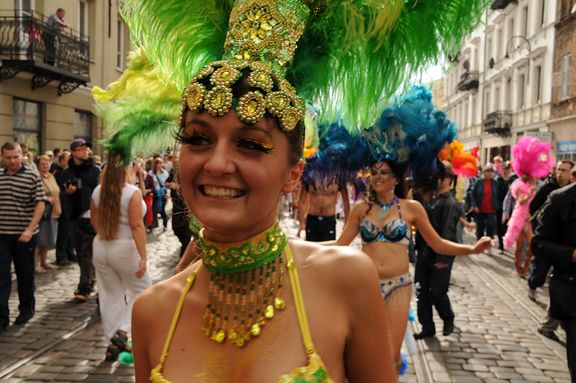 Bezpłatne zajęcia pokazowe z jazzu i brazylijskiej samby