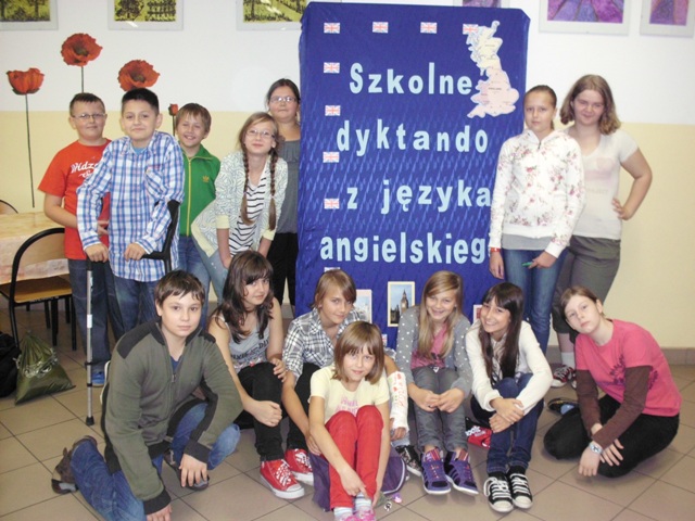 SZKOLNE DYKTANDO Z JĘZYKA ANGIELSKIEGO