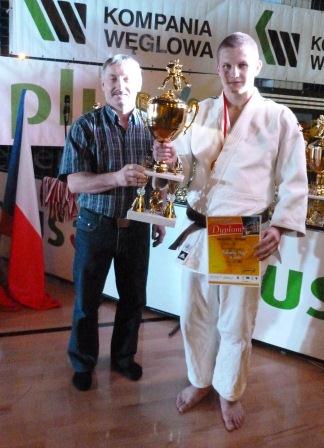 ŁUKASZ ZOBYWCĄ PUCHARU POLSKI LIBERTY CUP 2011