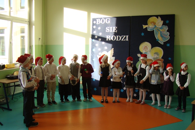 WYNIKI SZKOLNEGO KONKURSU KOLĘD 143 uczestników