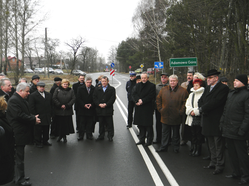 Nowe 2,4 km drogi w Adamowej Górze