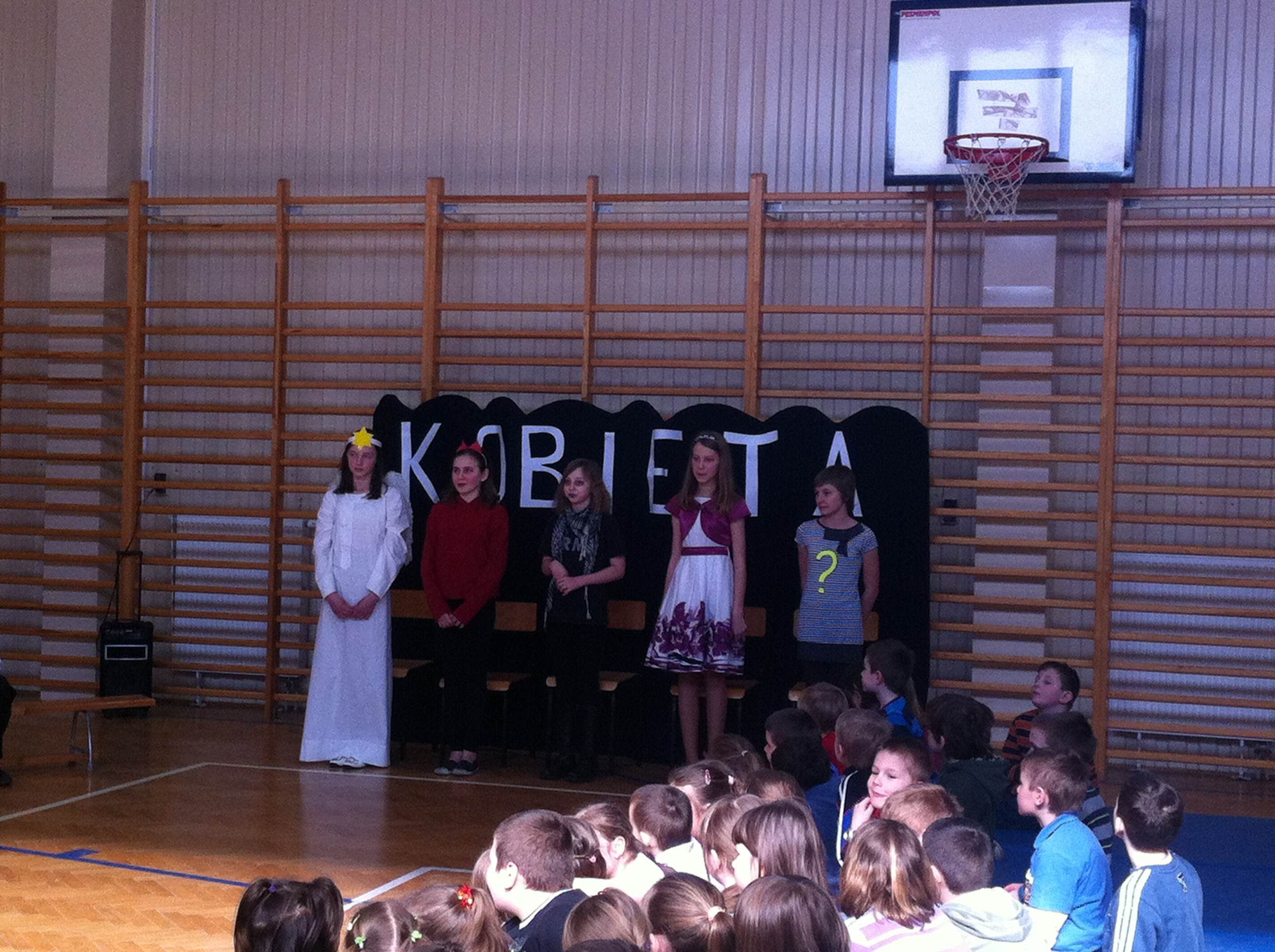 Dzień Kobiet w naszej szkole - 08.03.2012