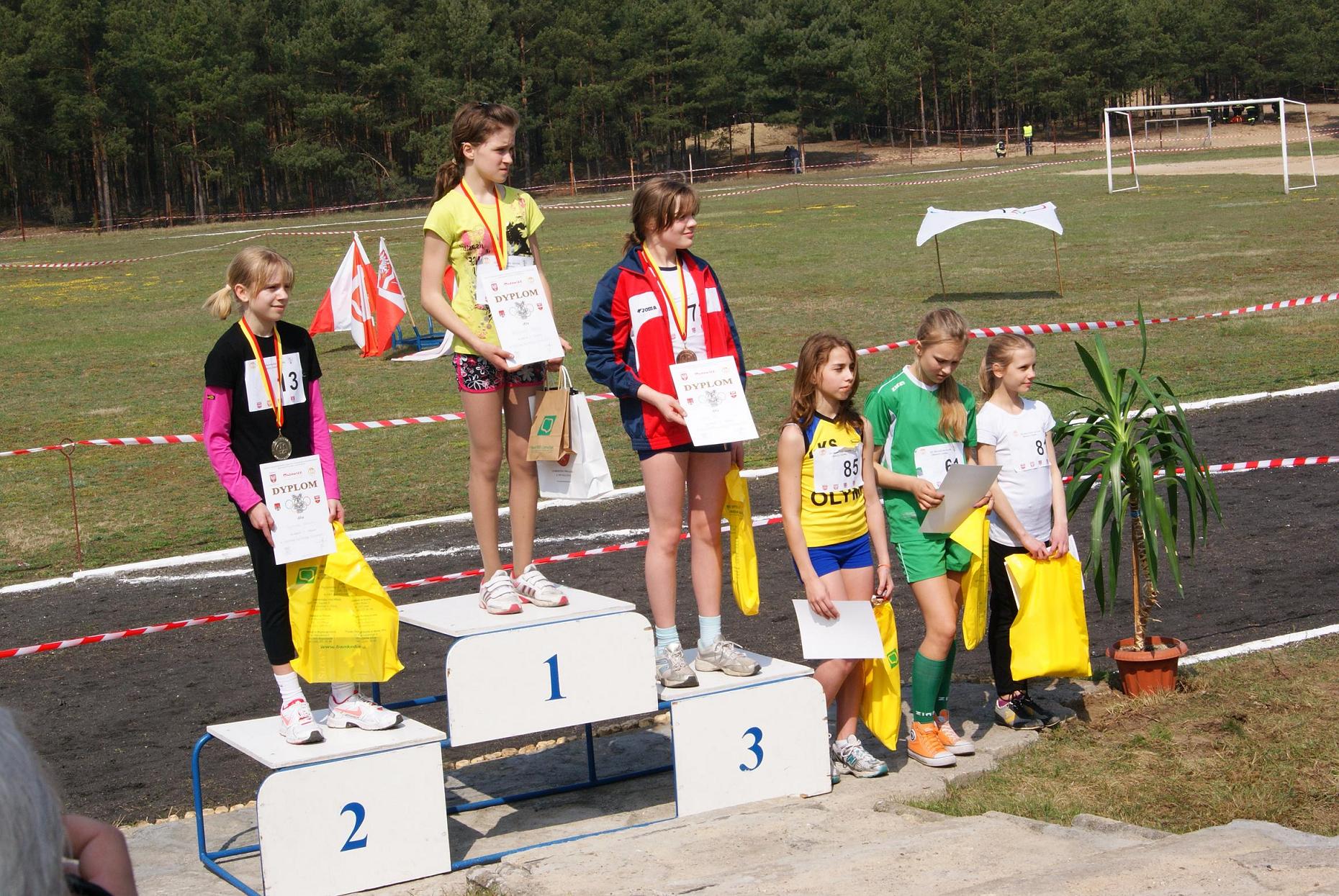 Srebrny i brązowy medal w XIV Igrzyskach Mazowieckich w Biegach Przełajowych