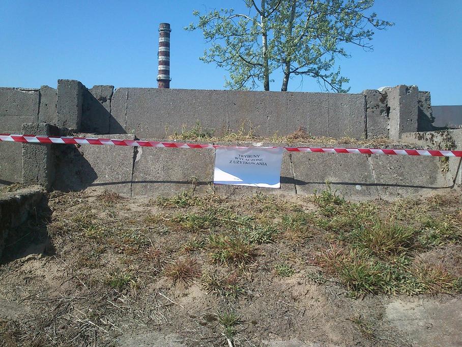Uniedogodnienia na stadionie w Chodakowie