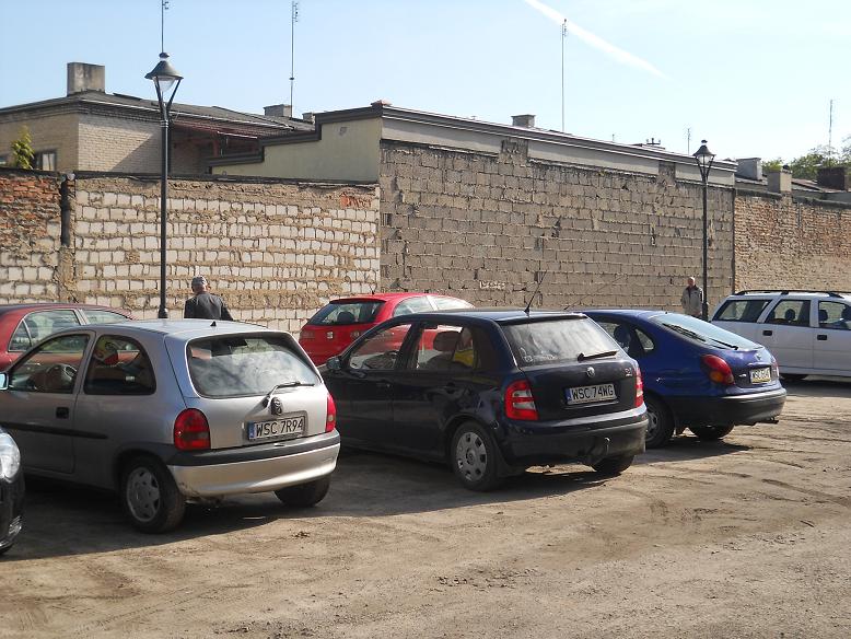 Trzy piętra przy UM