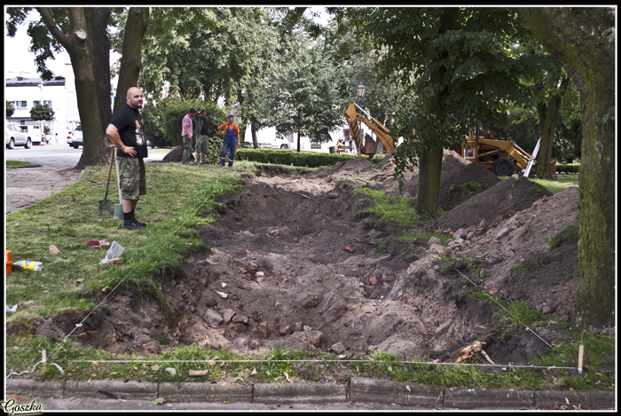 Badania archeologiczne przy dawnej południowej pierzei Rynku w Sochaczewie w 2012 r.
