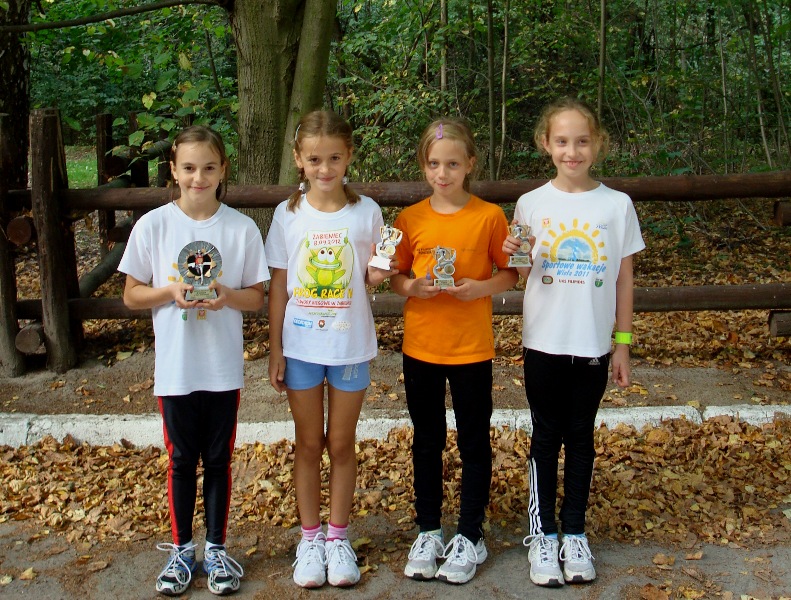 Filipides na 4 Frog Race
