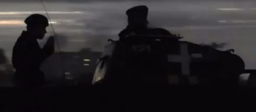 Obronić miasto - film z nocnej bitwy