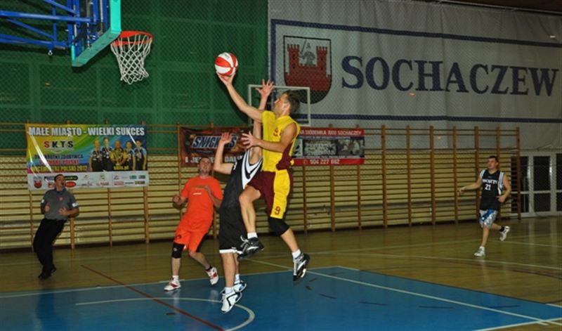 Sochaczewska Liga Koszykówki po III kolejce - 27.11.2012