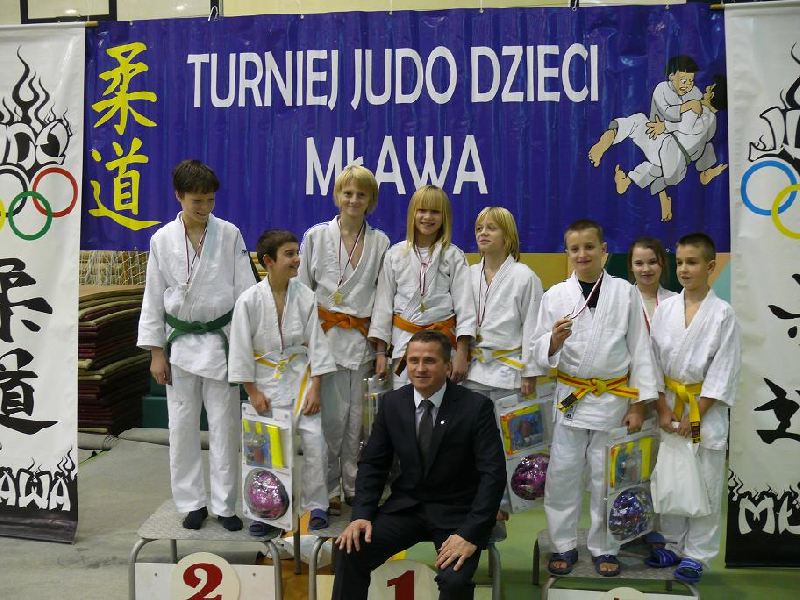 Siedem świątecznych medali dla judoków Siódemki z turnieju w Mławie
