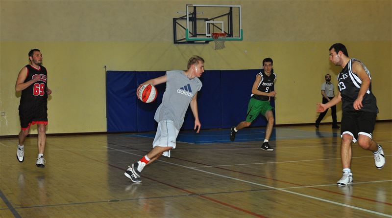 Sochaczewska Liga Koszykówki po V kolejce - 17.12.2012
