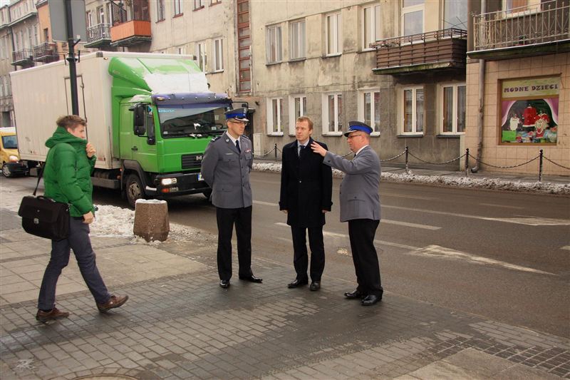 Minister w komendzie