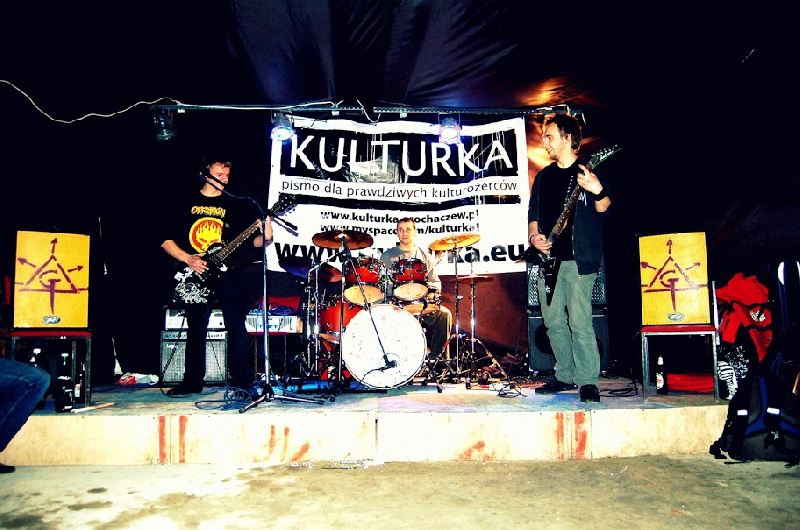 Outsiderzy Rocka zagrali w sochaczewskiej Przystani: foto-relacja