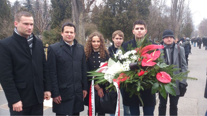 Bądźmy solidarni w myślach o ofiarach katastrofy smoleńskiej