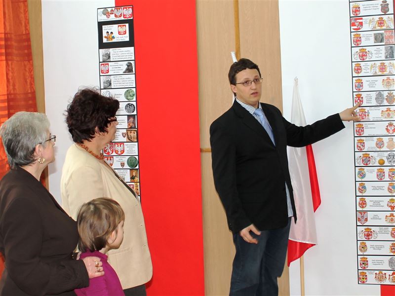 Tysiąc lat z polskim godłem