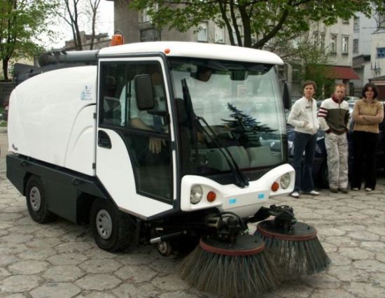 Zamiatarka już sprząta
