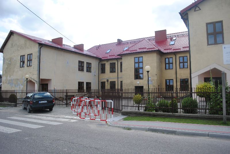 Będzie nowa elewacja szkoły w Brzozowie